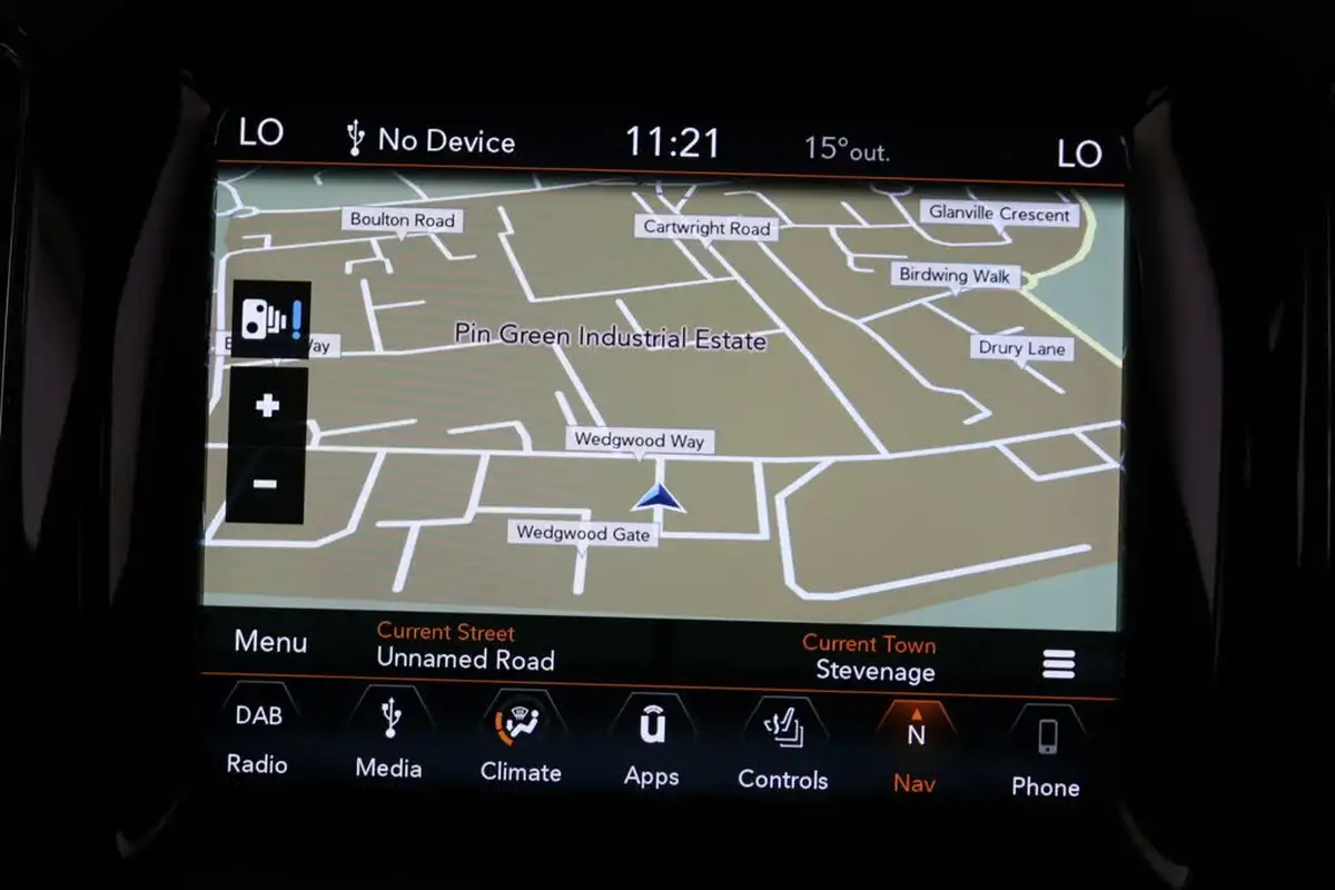 2020-jeep-compass-14-multiair-ii-night-eagle-big-29