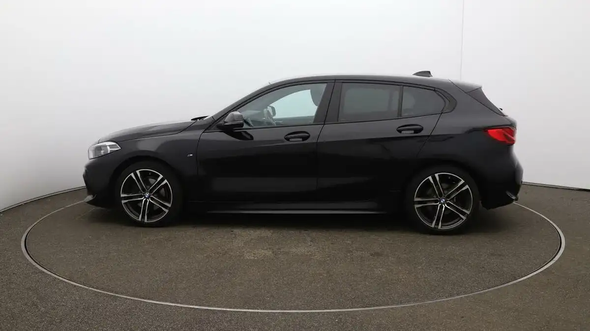2021-bmw-1-series-15-118i-m-sport-lcp-dct-big-56