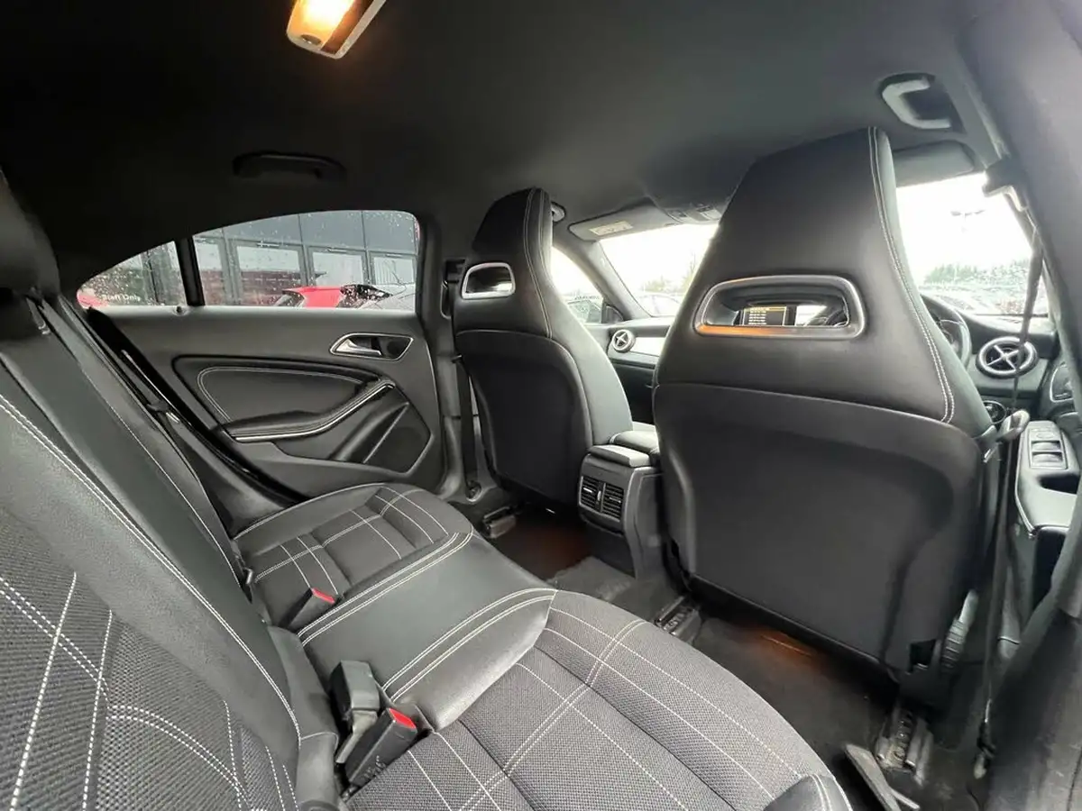 2016-mercedes-benz-cla-21d-cla-220-sport-ss-coupe-4d-big-22