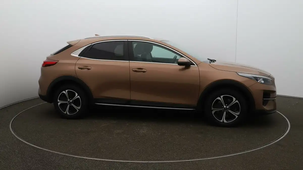2022-kia-xceed-16-gdi-3-big-38
