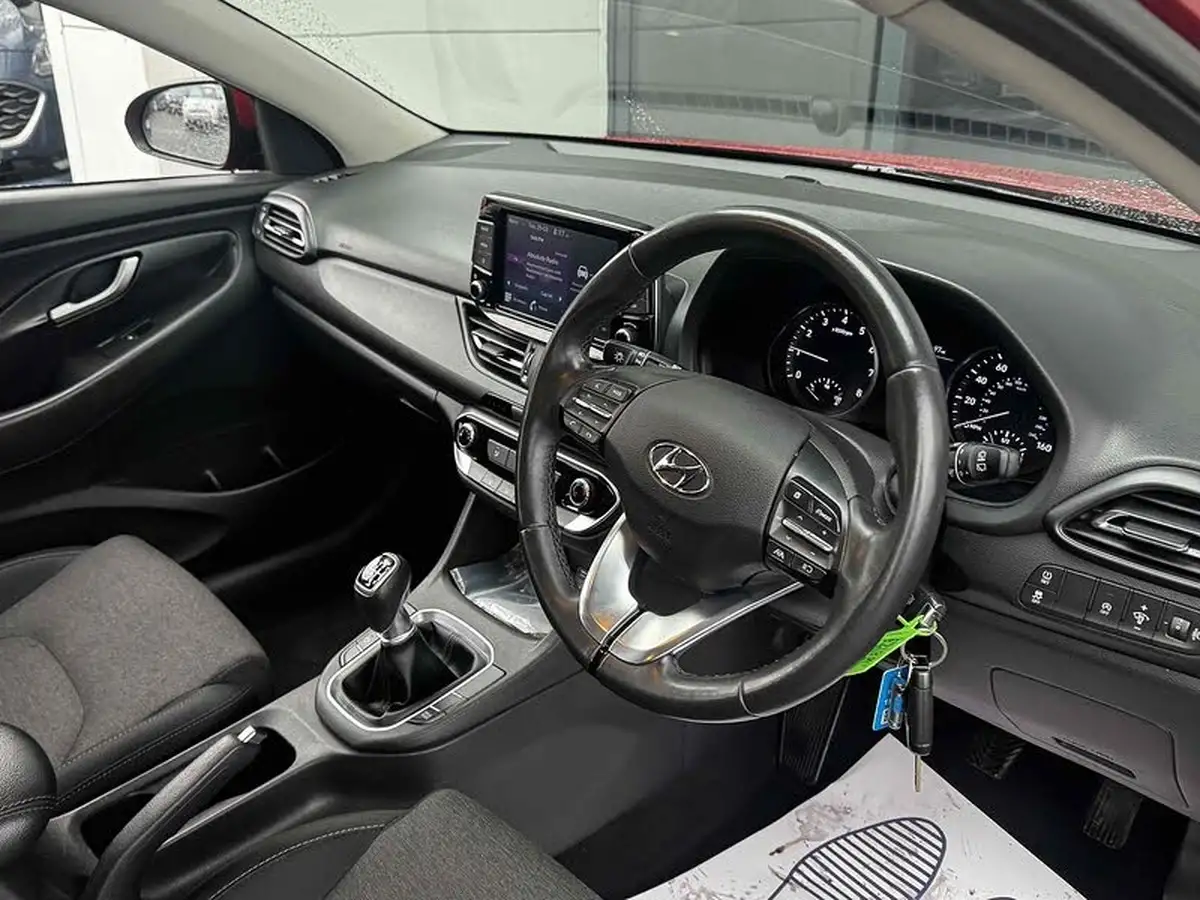 2023-hyundai-i30-10-t-gdi-se-connect-hatchback-big-19