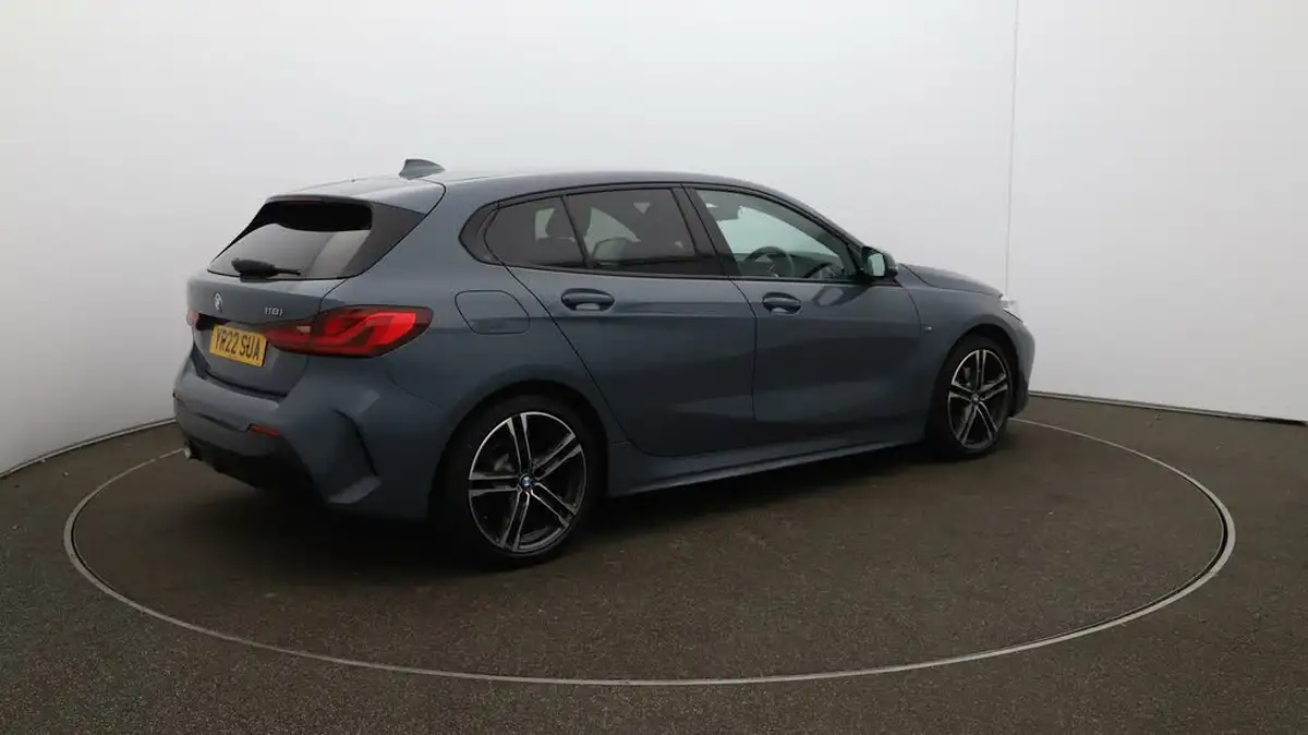 2022-bmw-1-series-15-118i-m-sport-lcp-dct-big-46