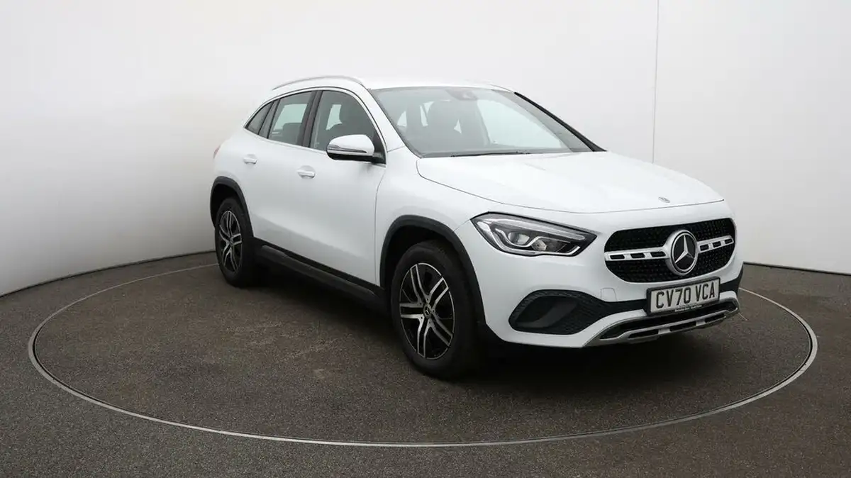 2020-mercedes-benz-gla-class-13-gla-200-sport-big-34