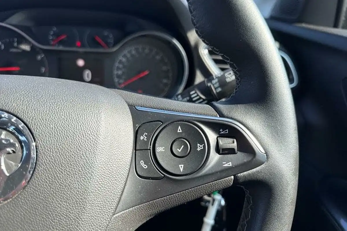 2020-vauxhall-grandland-x-12-business-edition-nav-big-30