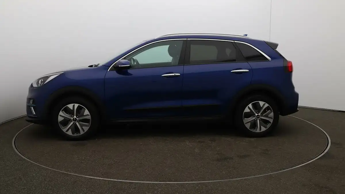 2022-kia-e-niro-ev-3-big-58