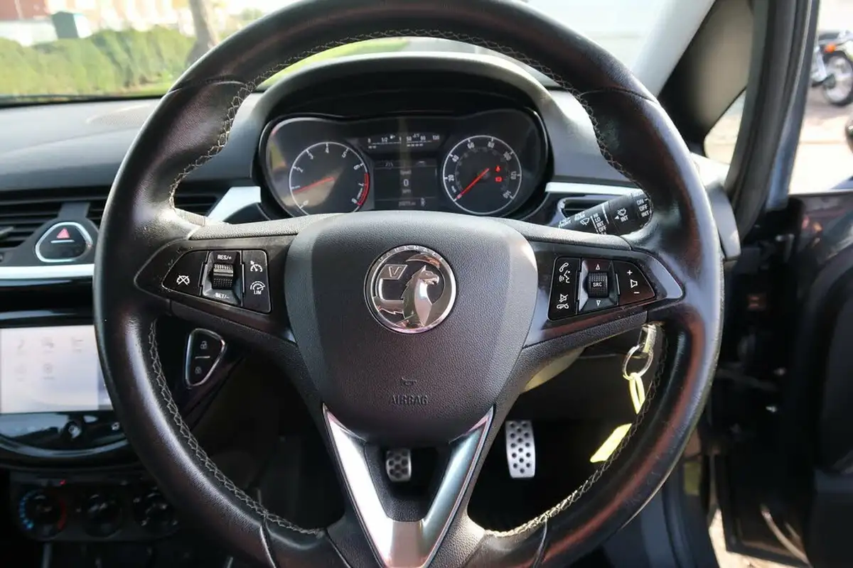 2015-vauxhall-corsa-12-limited-edition-3d-big-46