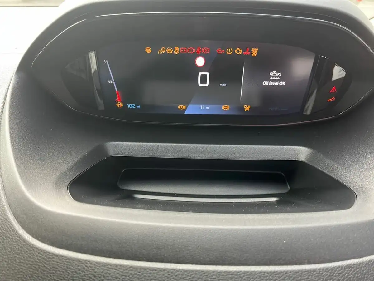 2024-peugeot-partner-15-bluehdi-professional-100pseu6d-big-16