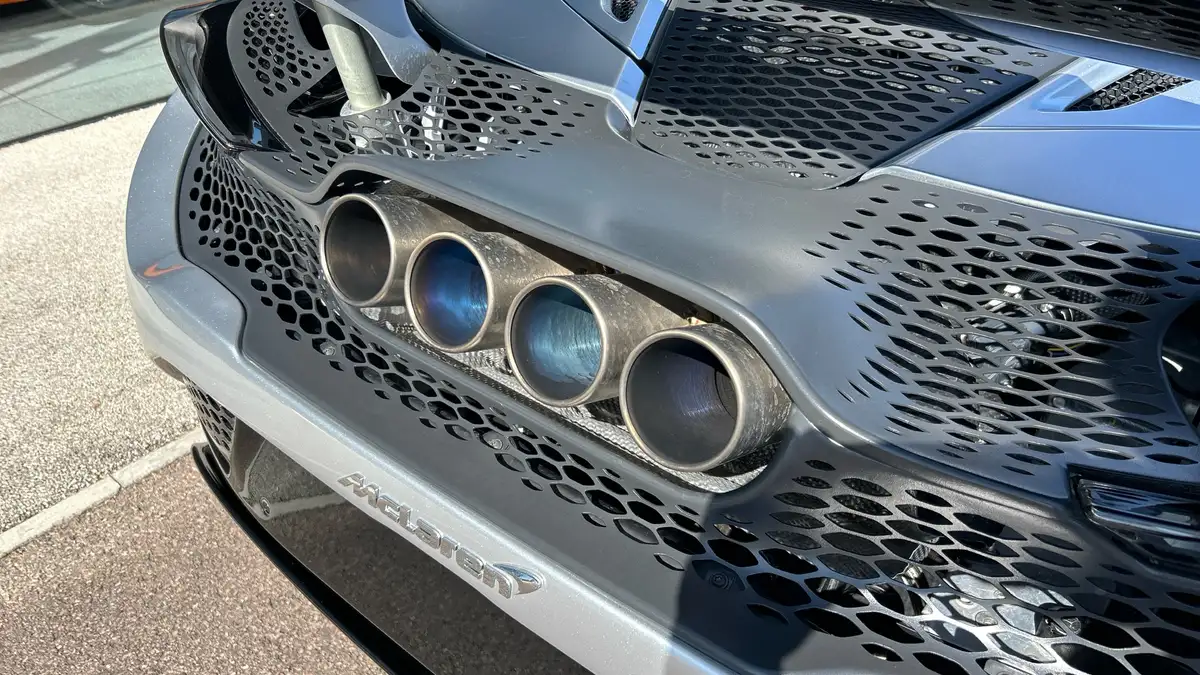 2022-mclaren-765lt-40-spider-big-13