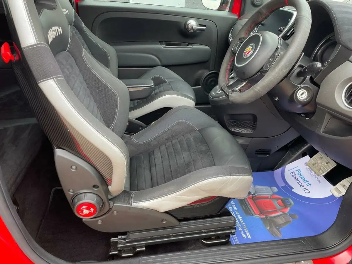2017-abarth-595-14-tjet-competizione-mta-big-21