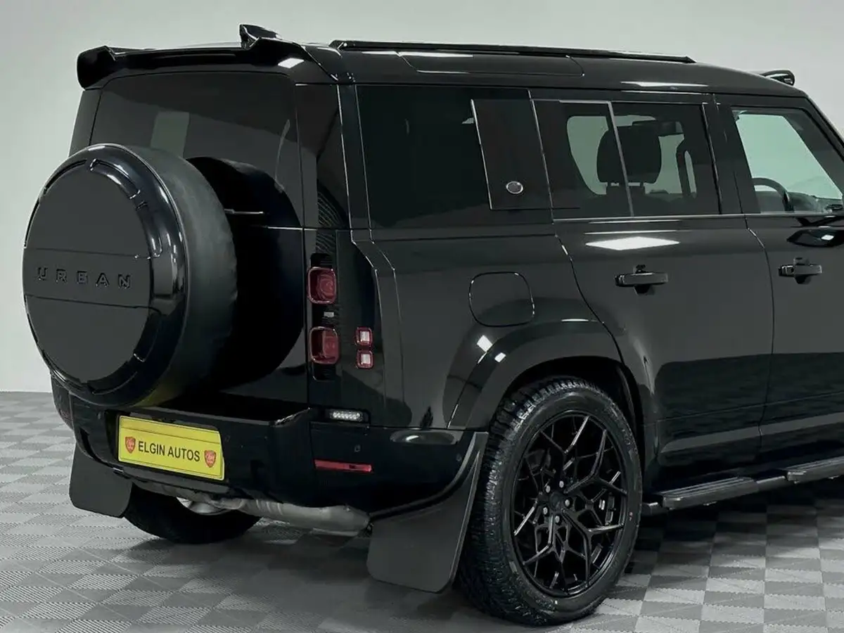2024-land-rover-110-defender-30-d250-xs-edition-big-17