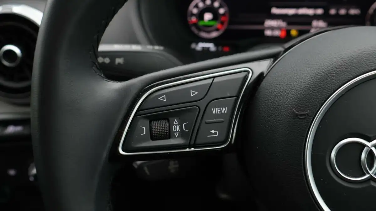 2022-audi-q2-15-35-tfsi-sport-s-tronic-big-23