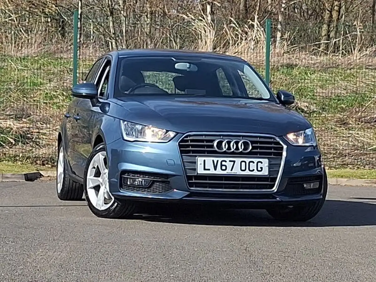 2017-audi-a1-14-tfsi-sportback-5d-big-0