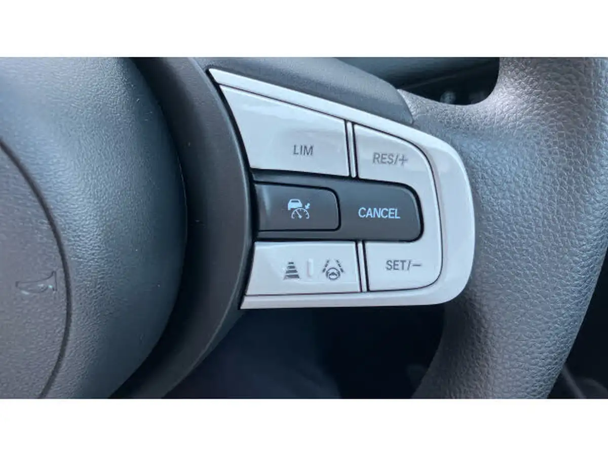 2022-honda-jazz-15-i-mmd-sr-109ps-big-18