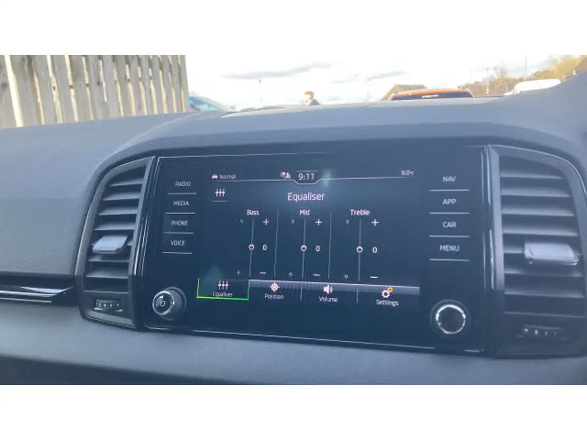2023-skoda-karoq-20tdi-sportline-4x4-dsg-big-26