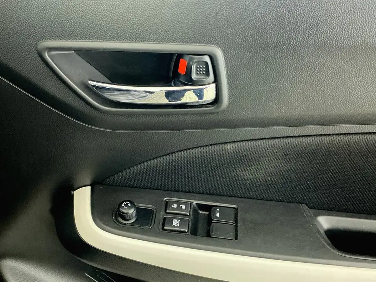 2021-suzuki-swift-12-dualjet-sz-l-big-12
