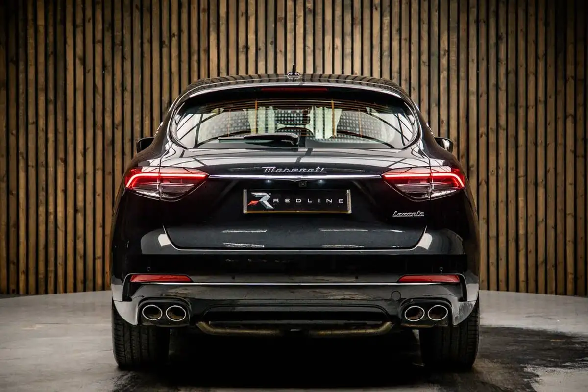 2022-maserati-levante-20-gt-big-5