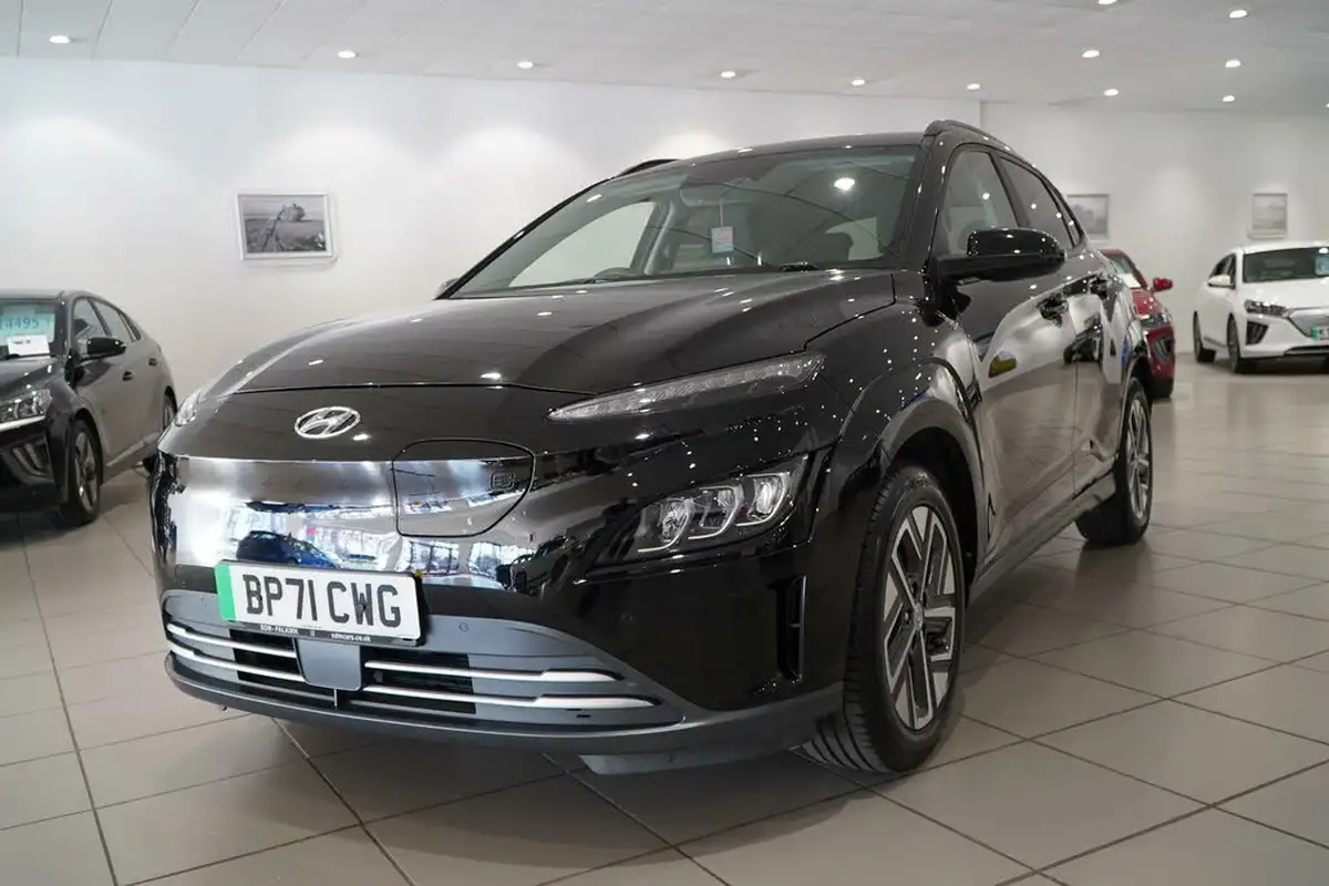 2022-hyundai-kona-e-premium-204ps-64kwh-7kw-obc-big-2