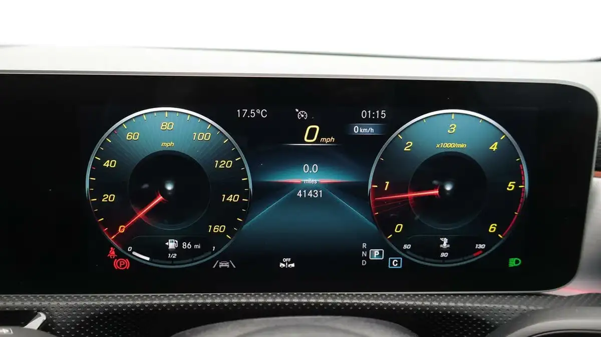 2020-mercedes-benz-a-class-20d-a200d-amg-line-premium-hatchback-5d-big-10