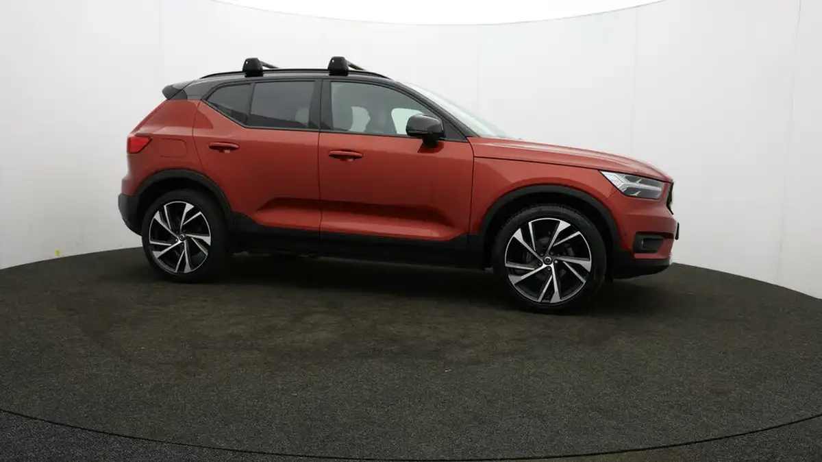 2020-volvo-xc40-15-t3-r-design-big-41