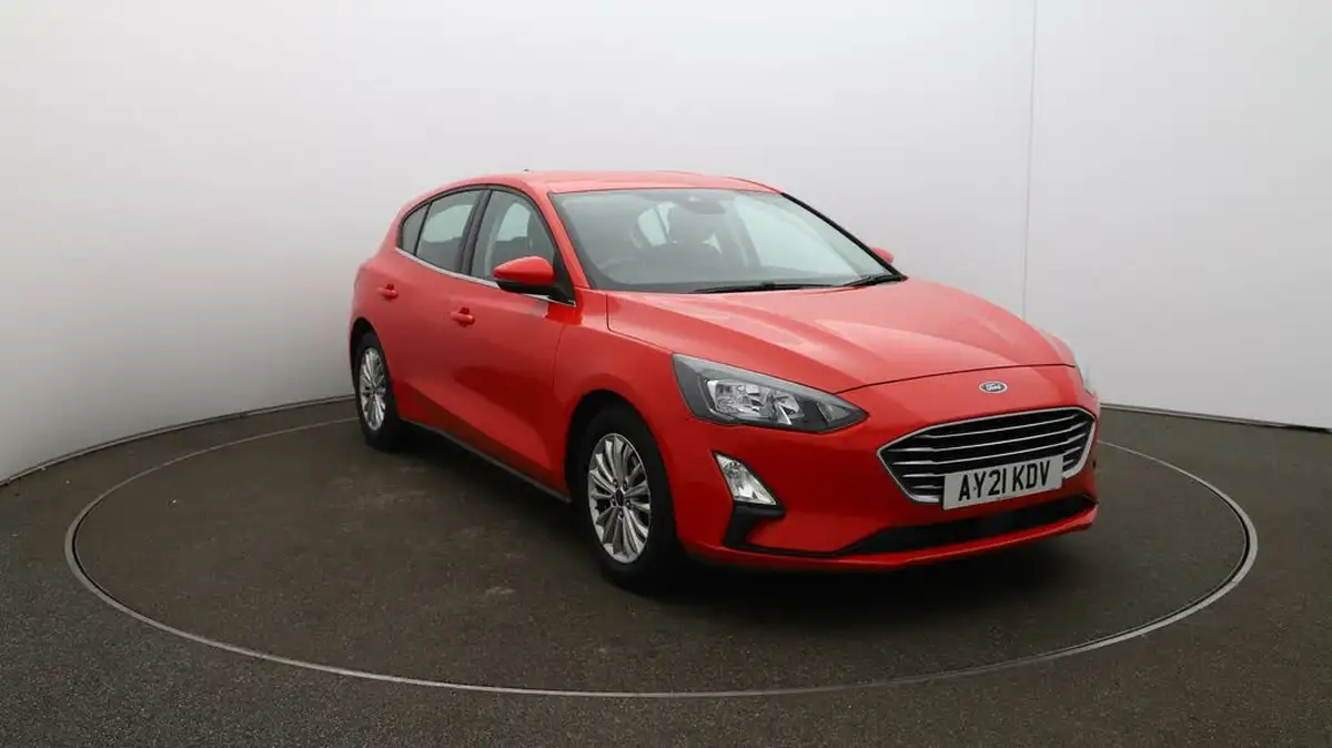 2021-ford-focus-15-titanium-edition-hatchback-big-33
