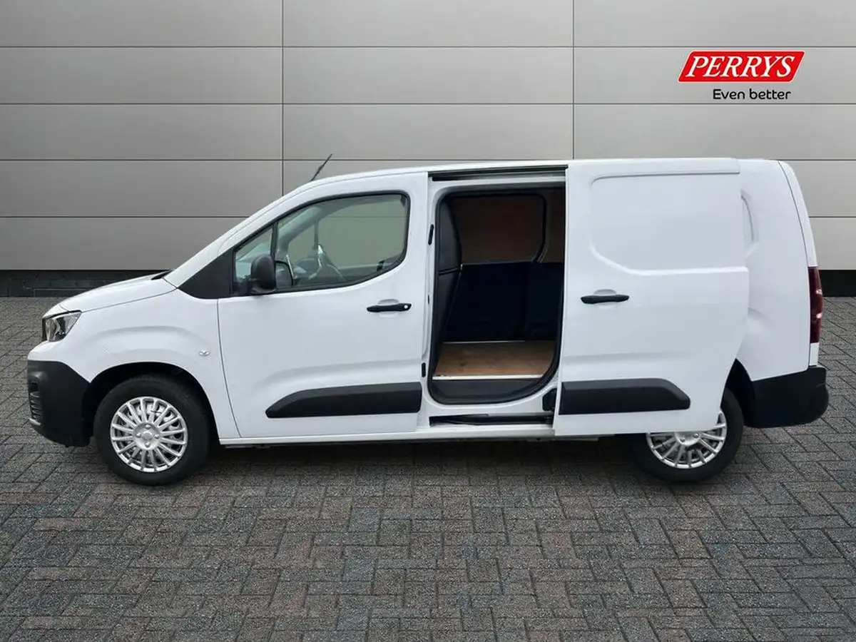 2023-peugeot-partner-15-bluehdi-1000-professional-premium-100pseu6d-ss-big-2