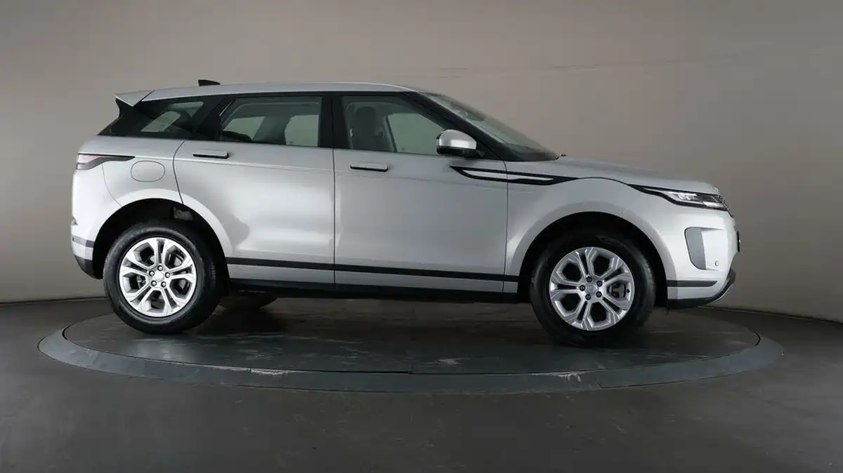 2022-land-rover-range-rover-evoque-20-d165-s-big-8