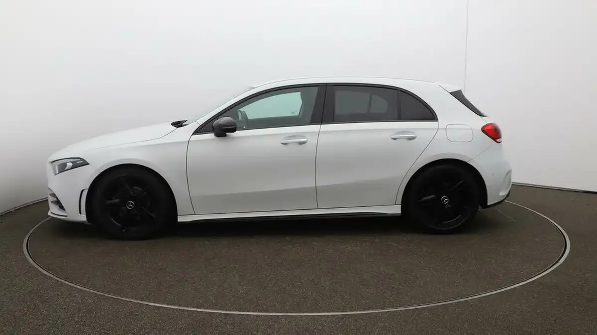 2022-mercedes-benz-a-class-13-a200-amg-line-premium-edition-hatchback-5d-7g-dct-big-4