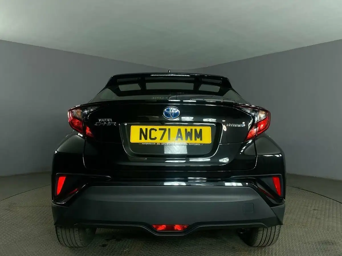 2022-toyota-c-hr-18-vvt-i-icon-big-6