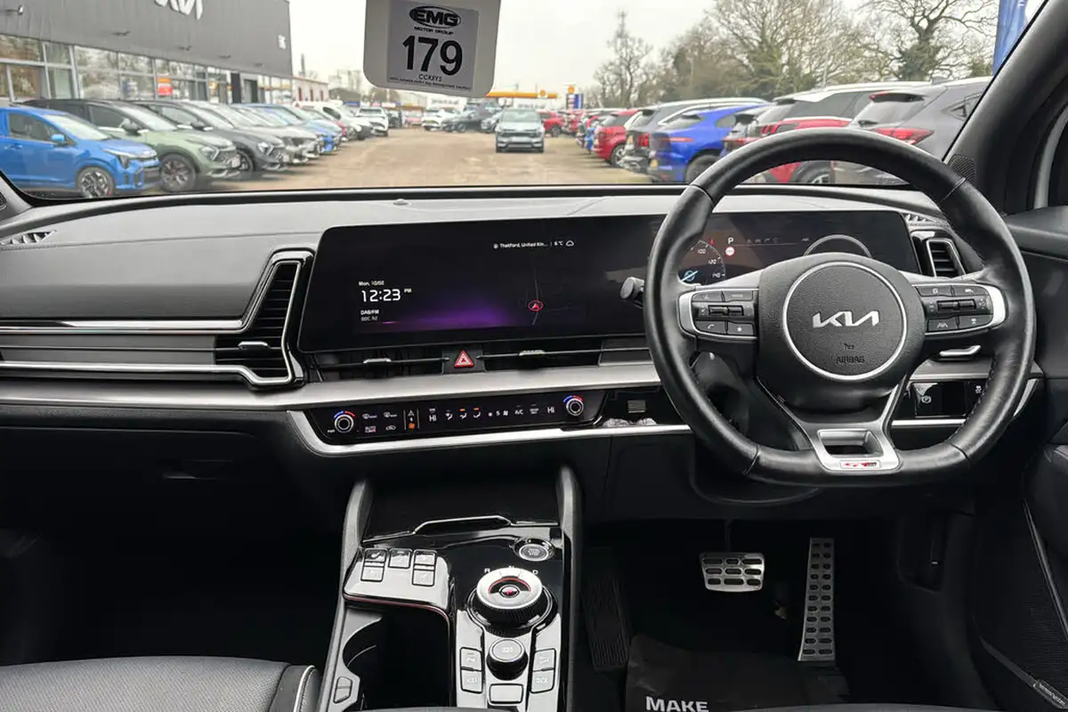2023-kia-sportage-16-t-gdi-gt-line-226bhp-hev-auto-big-7