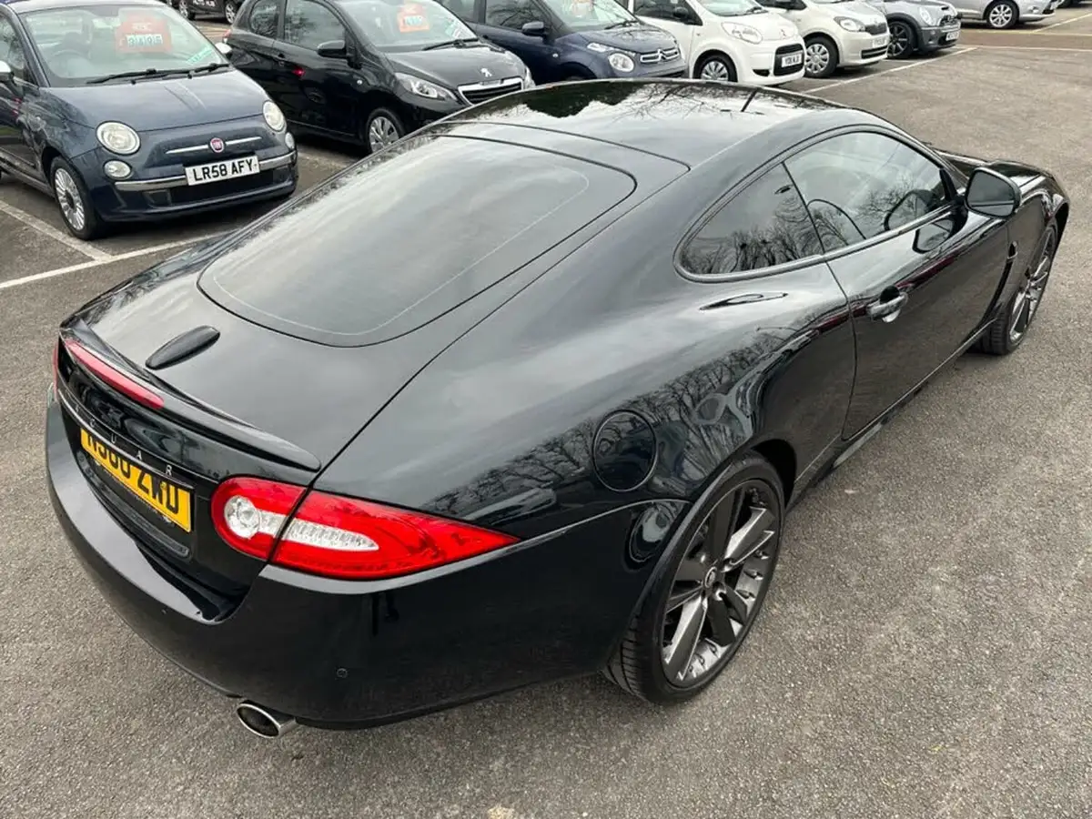 2010-jaguar-xk-50-portfolio-coupe-big-22