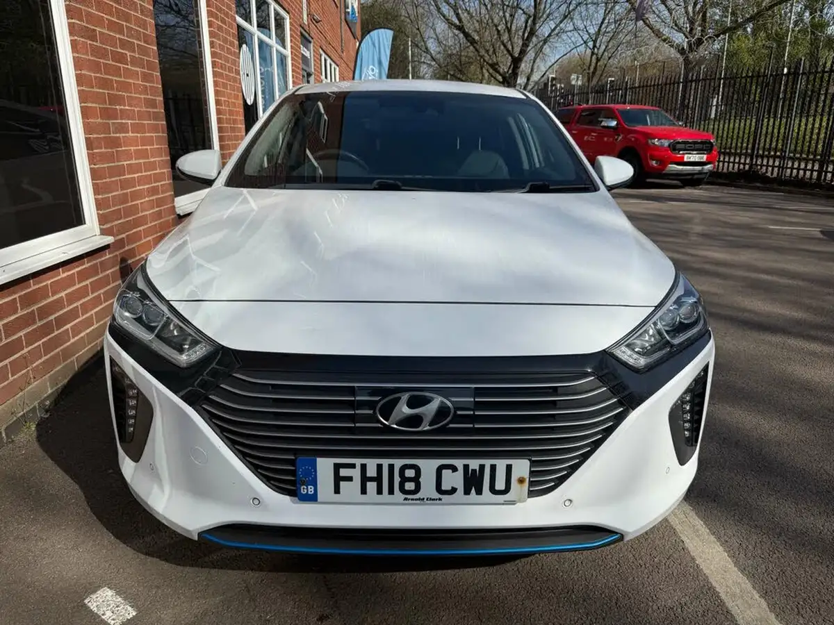 2018-hyundai-ioniq-16-gdi-premium-se-plug-in-hybrid-big-7