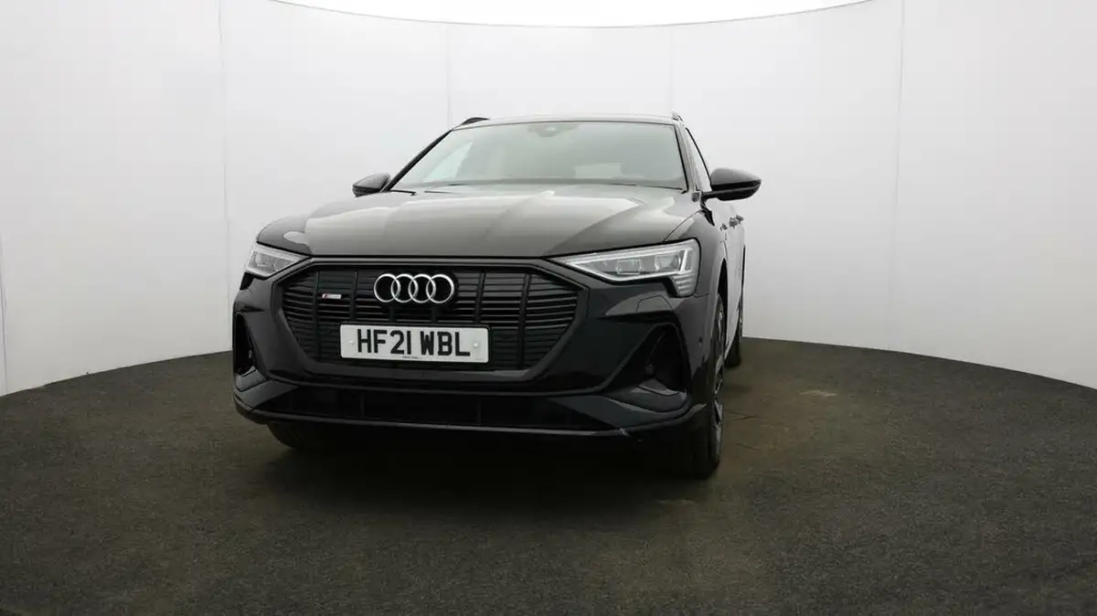 2021-audi-e-tron-50e-black-edition-station-wagon-big-25