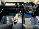2013-lexus-is-300h-25-premier-small-13