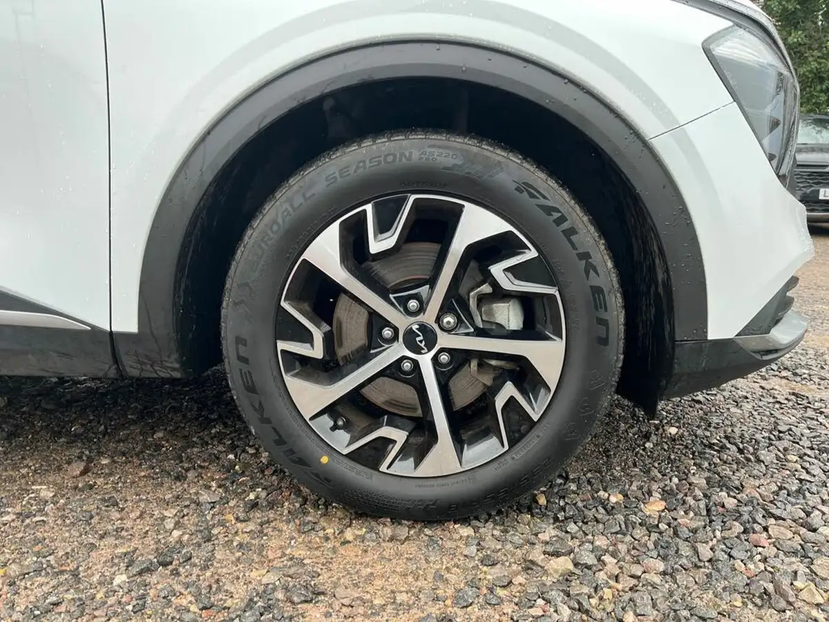 2023-kia-sportage-16-t-gdi-3-226bhp-hev-auto-big-8