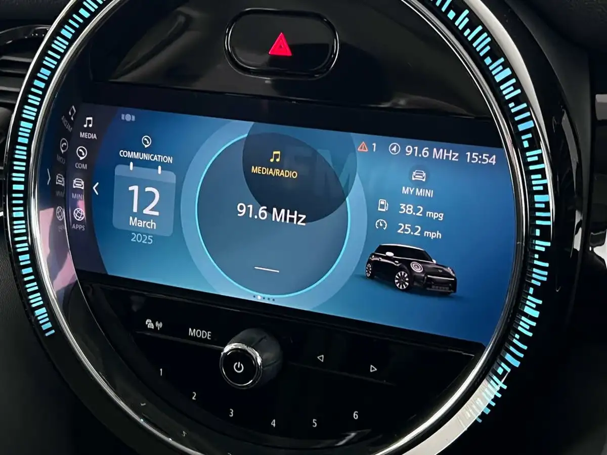 2021-mini-cooper-20-cooper-s-classic-hatchback-3d-big-22