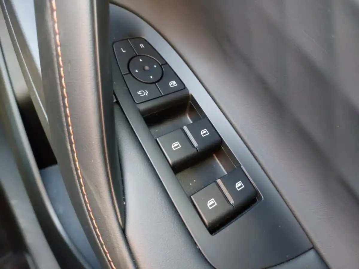 2024-mg-hs-15t-gdi-trophy-273ps-plug-in-hybrid-1496cc-auto-big-11