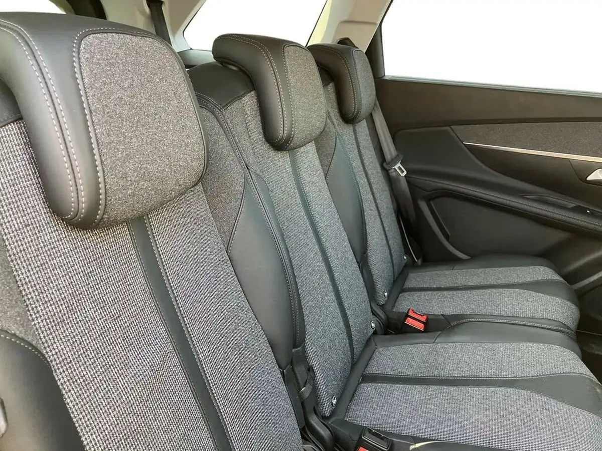 2020-peugeot-5008-suv-12-puretech-allure-eat8-big-18