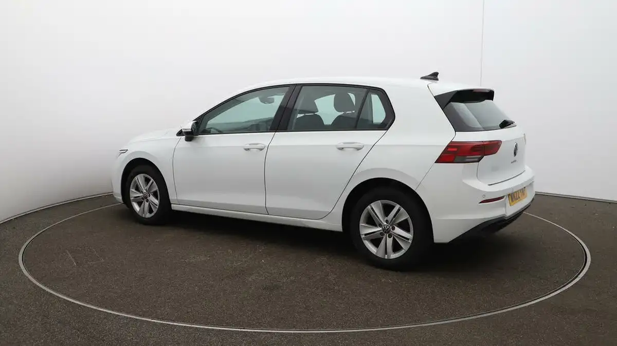 2022-volkswagen-golf-15-tsi-life-130ps-hatchback-big-27