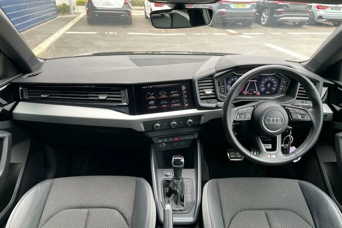2019-audi-a1-15-35-tfsi-s-line-tronic-big-2