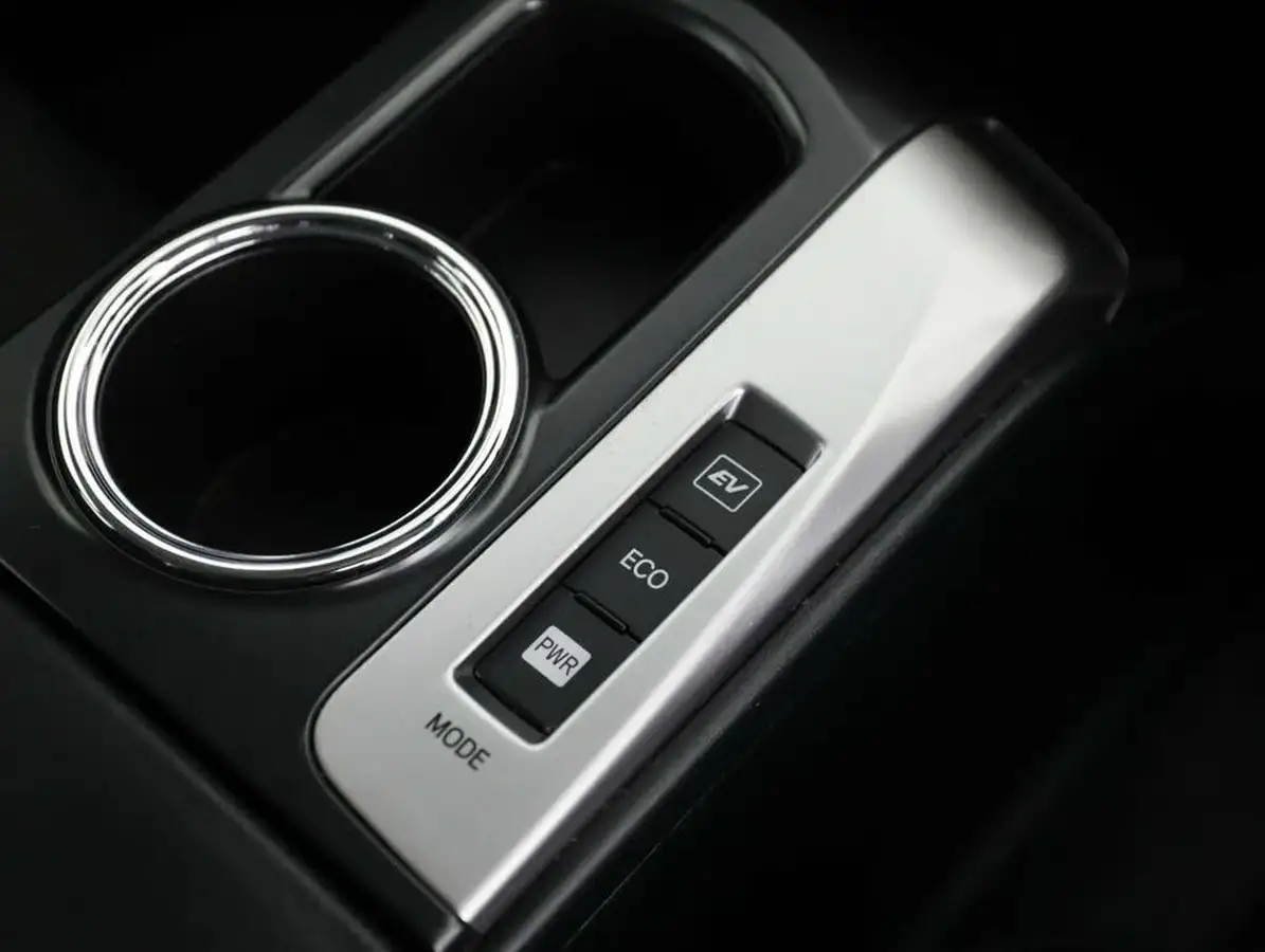 2020-toyota-prius-18-vvt-i-excel-big-27