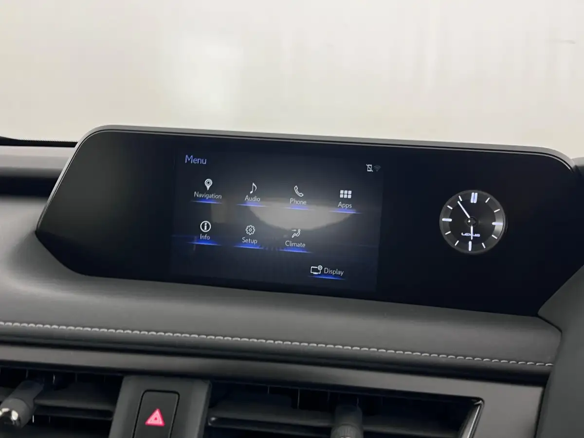 2022-lexus-ux-250h-20-ux-184bhp-premium-plus-pack-big-25