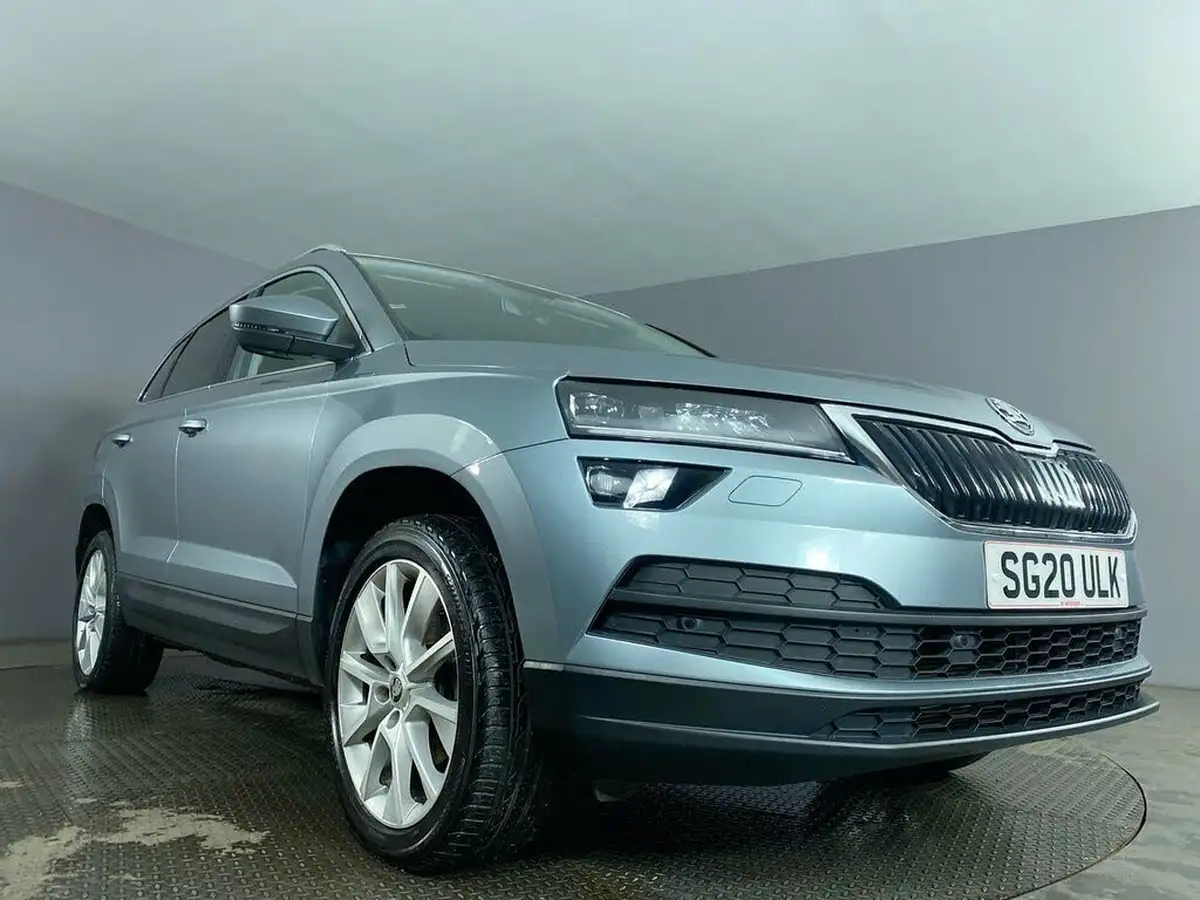 2020-skoda-karoq-15-tsi-se-l-dsg-big-10