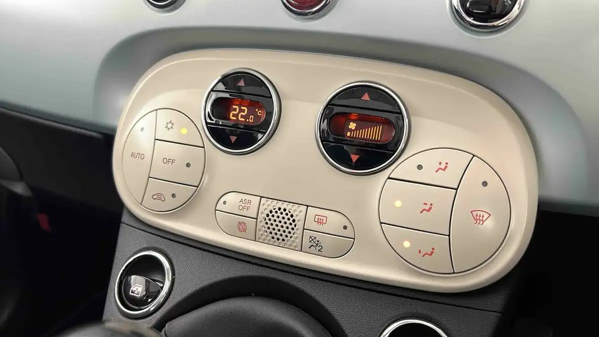 2024-fiat-500-10-top-big-19