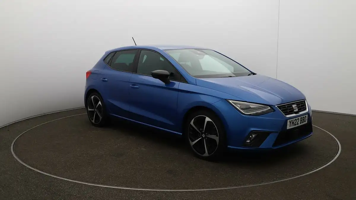 2022-seat-ibiza-10-tsi-fr-sport-110ps-big-1