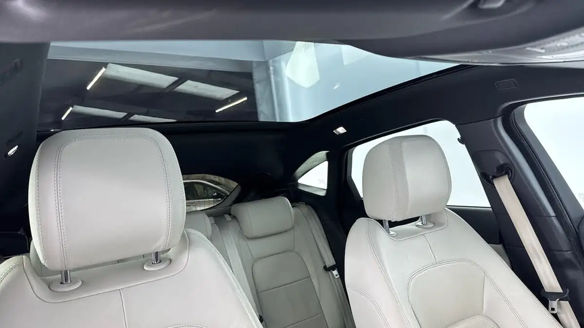 2018-jaguar-e-pace-20-i4-r-dynamic-s-249ps-ss-big-22