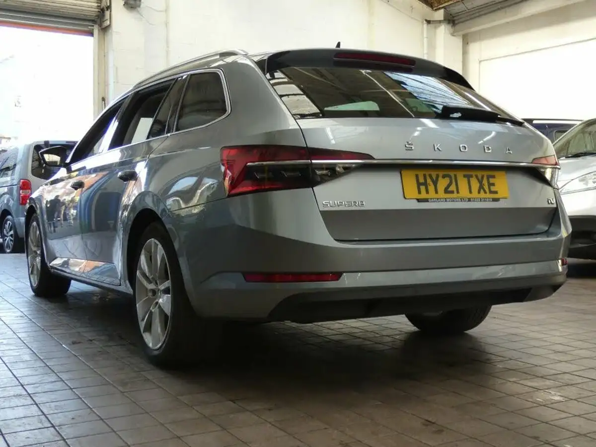 2021-skoda-superb-14-tsi-se-l-estate-big-13