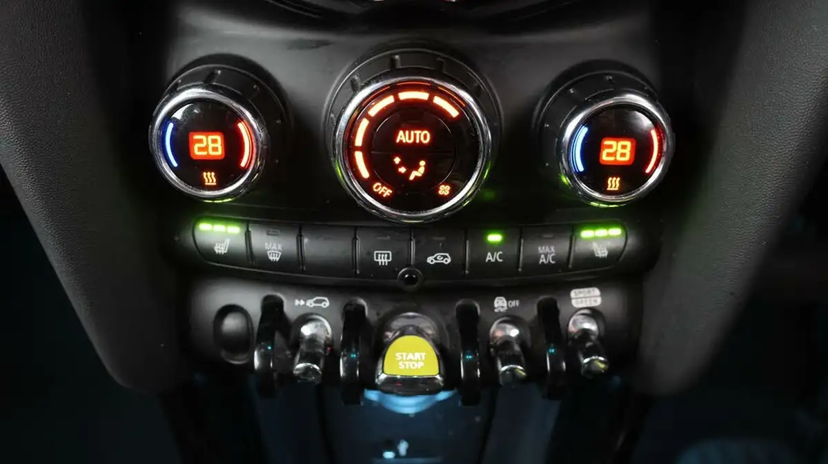 2021-mini-cooper-e-cooper-s-2-big-11