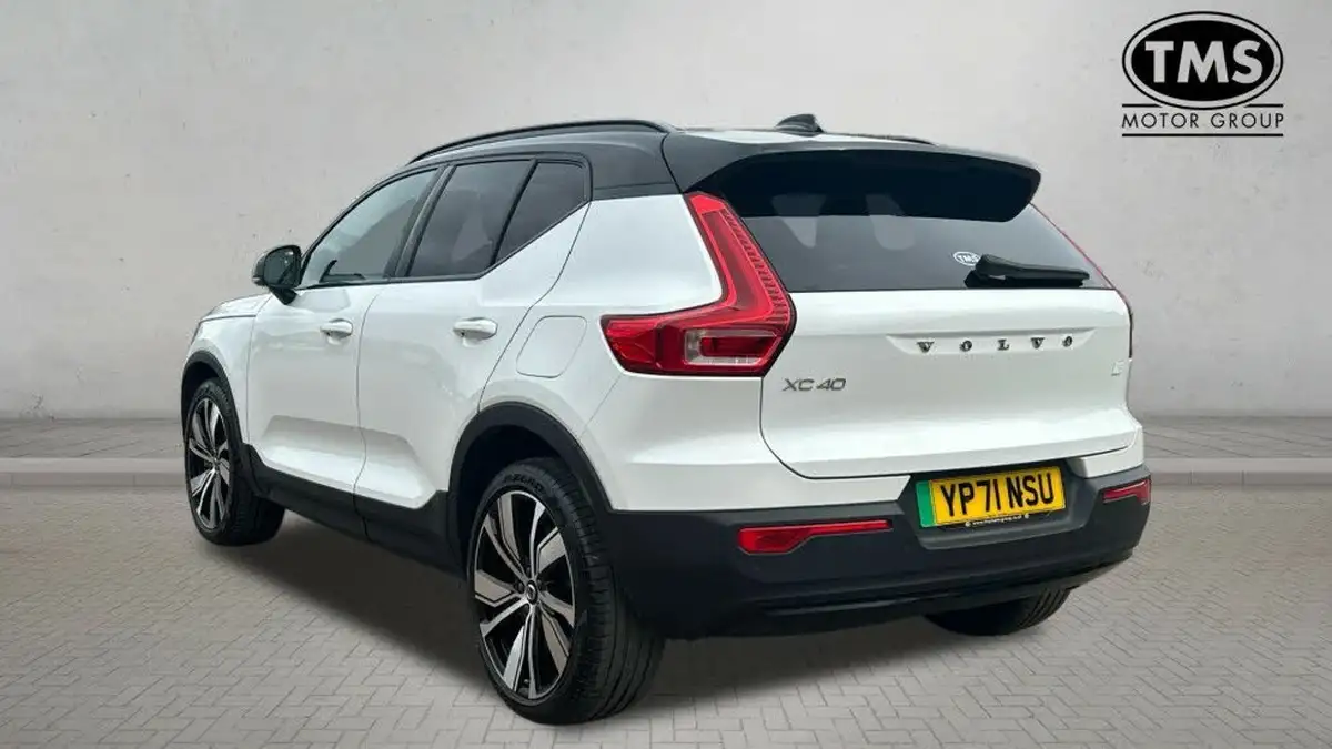 2021-volvo-c40-e-twin-recharge-pro-big-1