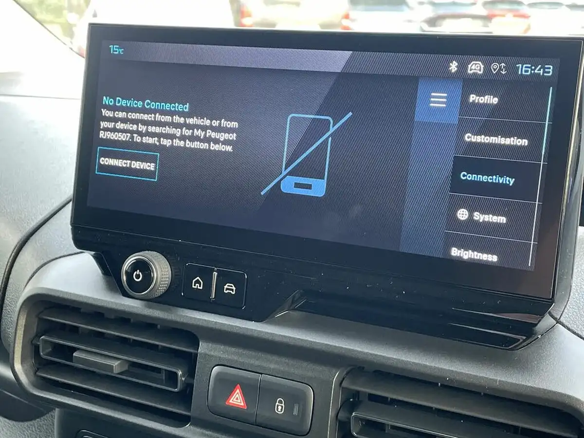 2024-peugeot-partner-15-bluehdi-professional-100pseu6d-big-22