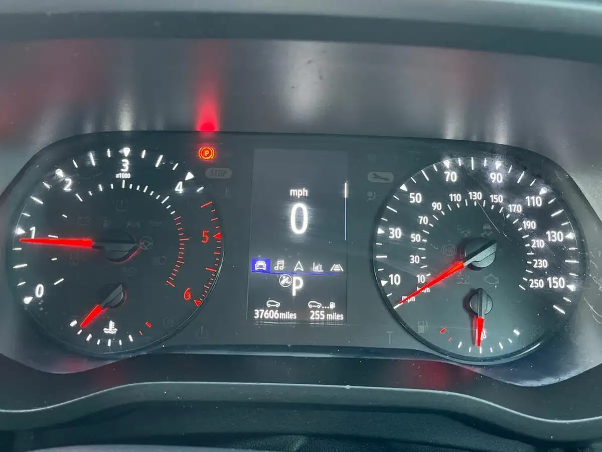 2022-renault-trafic-20dci-ll30-170-sport-panel-edc-auto-big-20